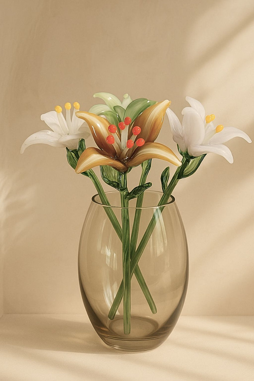 Rose Mist Lily – Hand-Blown Glass Flower Stem