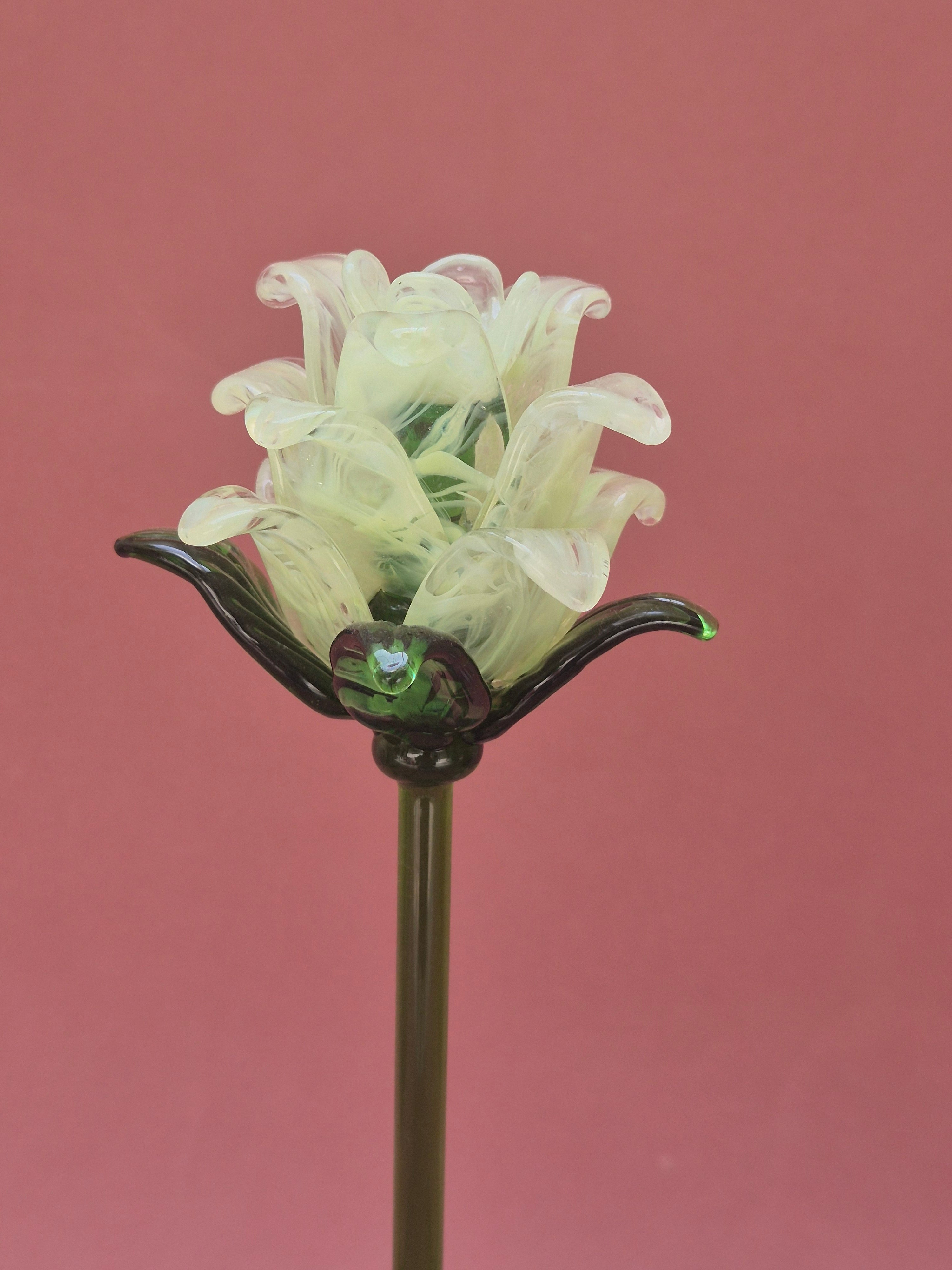 Primrose Lisianthus- Handblown Glass Flower