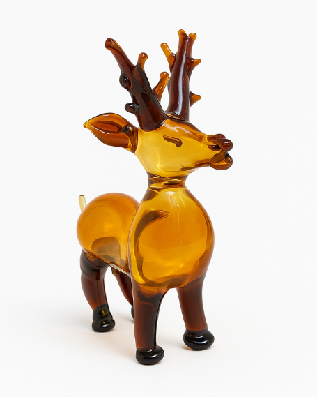 Amber Antler Reindeer – Premium Festive Glass Sculpture
