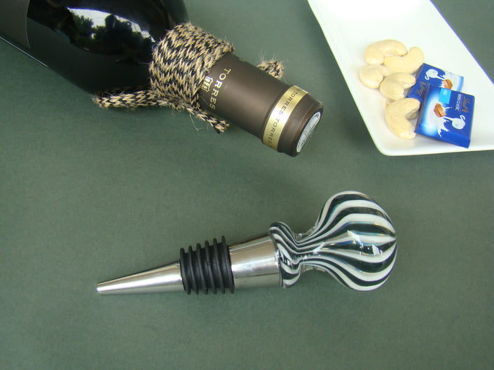 Noir Harmony Handblown Glass Wine Stoppers