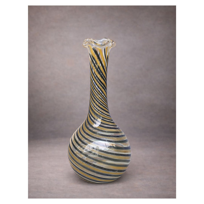 Bloom art holder- Spiral