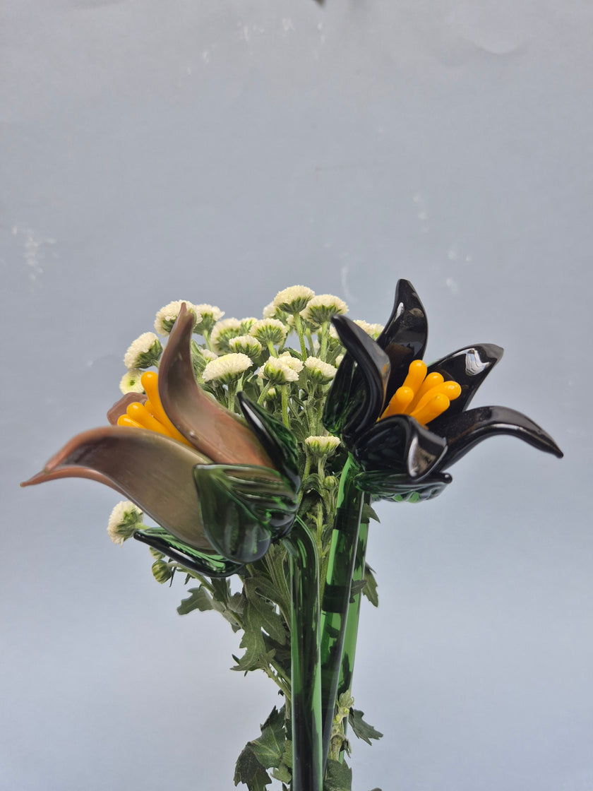 Tinsel Lily Glass Flower Stem - Black