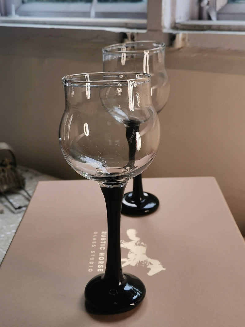 Onyx Black   Wine glass
